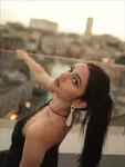 cay6zobxd17.jpg