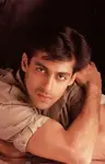 rate-young-salman-khan-v0-w613patadwlb1.jpg