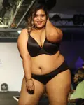 25plus-size-show12.jpg